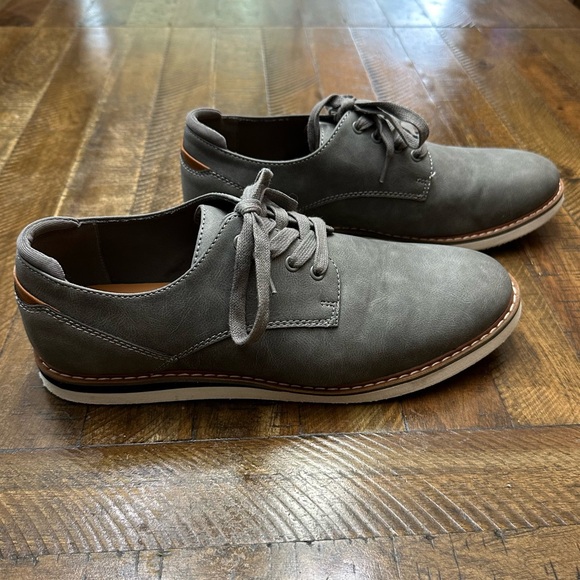 Nordstrom Rack Men's Dress Lace Up Derby Style Shoe - Size 9 - Picture 5 of 9